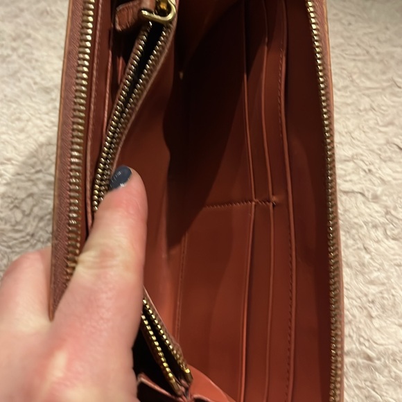 Mui Mui Crock Embossed Pink Wallet - Picture 8 of 11